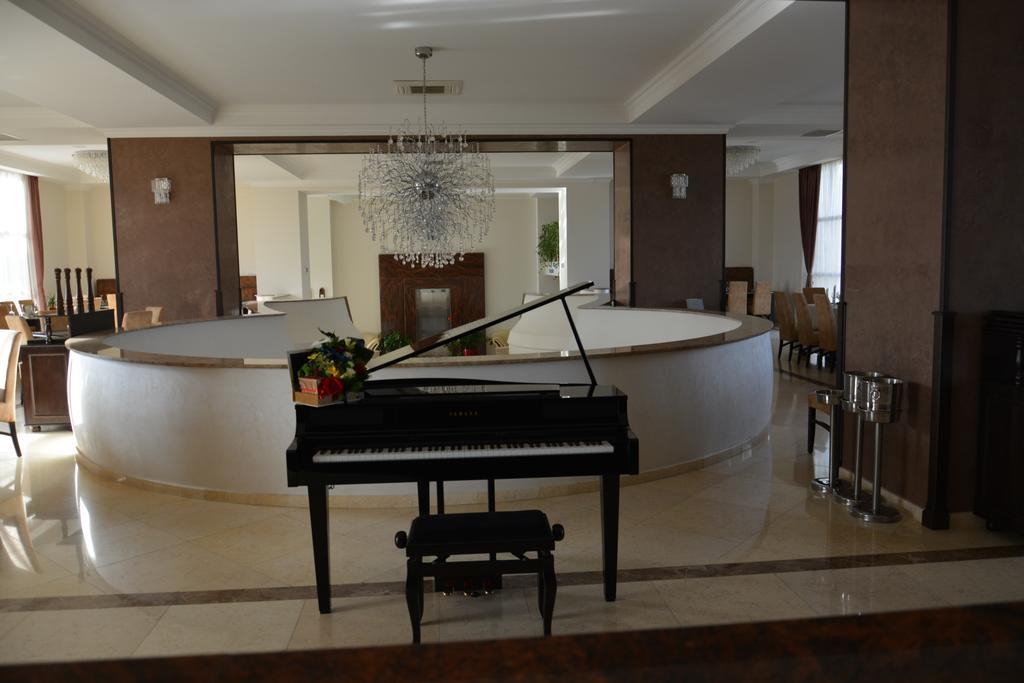 Albert Hotel Ploieşti Zimmer foto